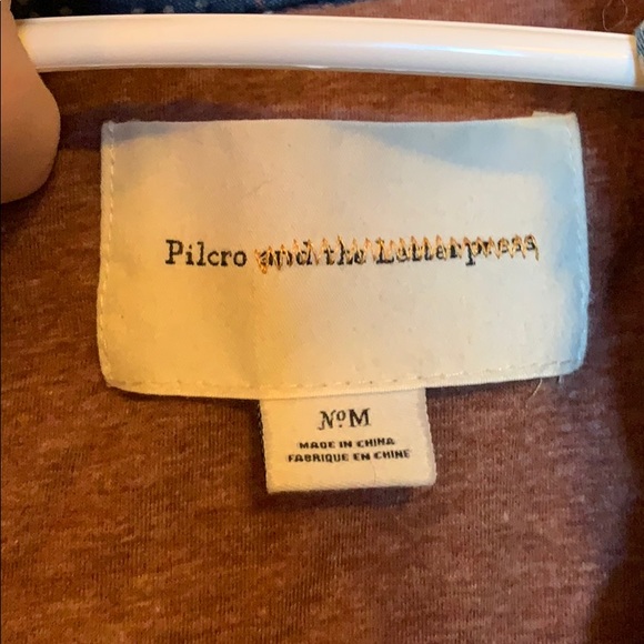 Vest - Picture 2 of 3